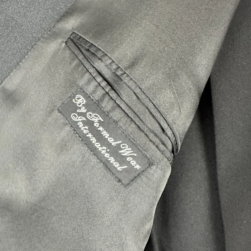 Formal Wear International Tuxedo Suit Jacket Mens 46S Black Peak Lapel Dinner